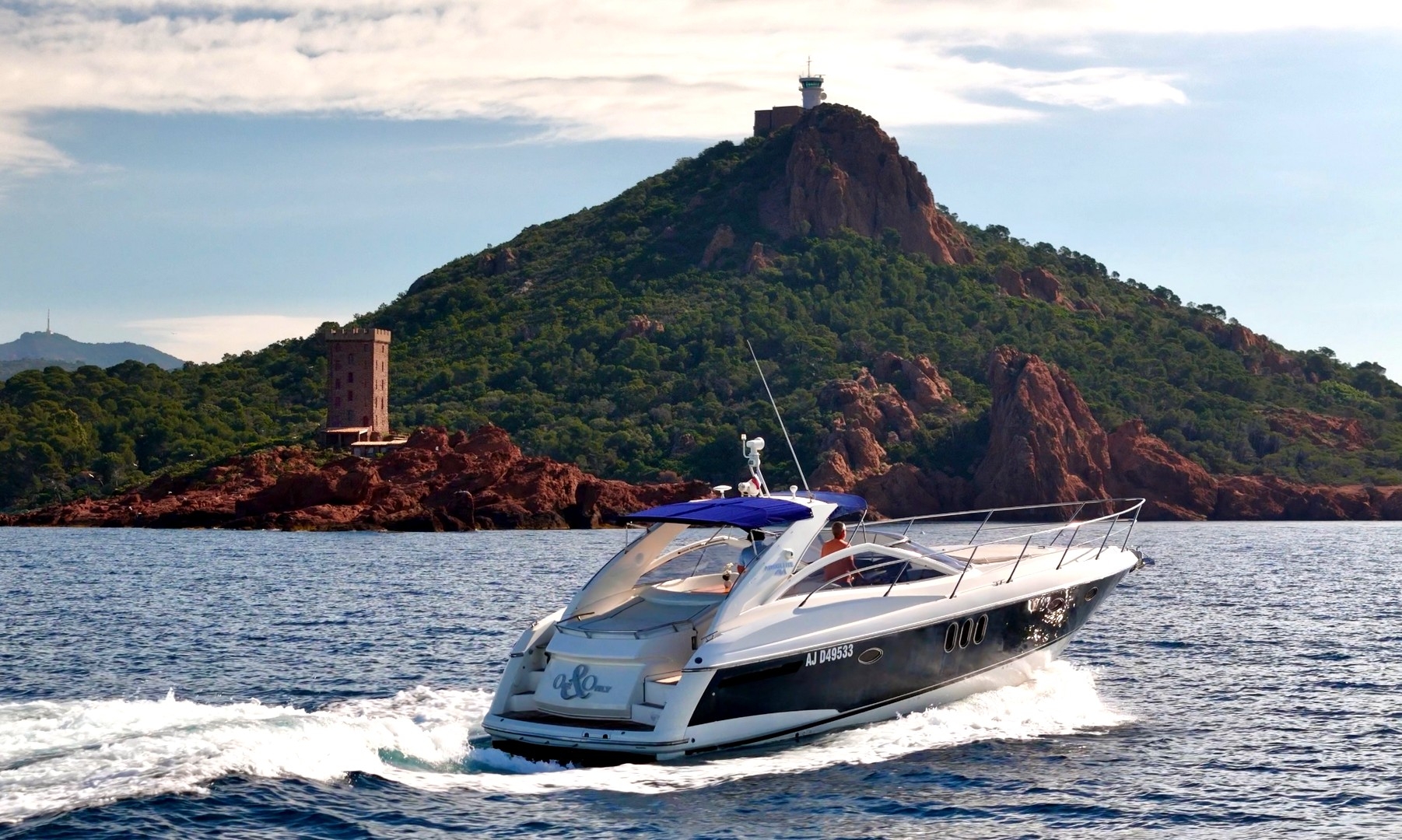 Yachts charter ABSOLUTE 41